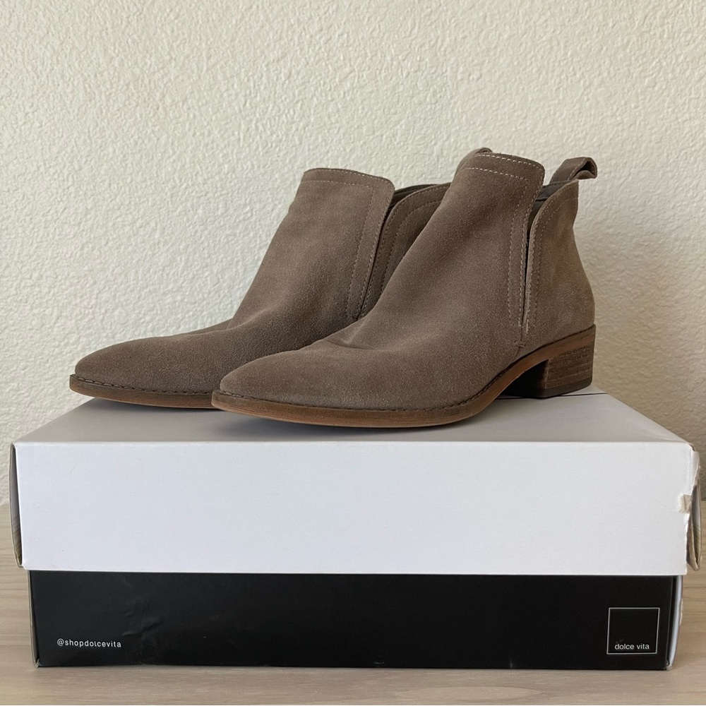 Tan Dolce Vida booties